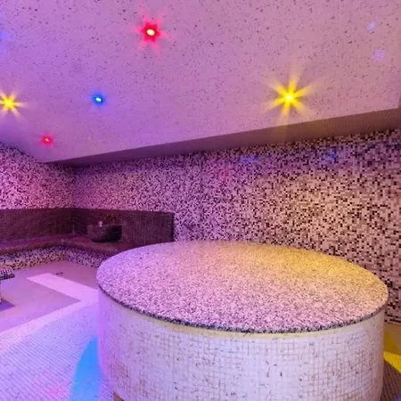 In Belvedere Club G205 * Банско